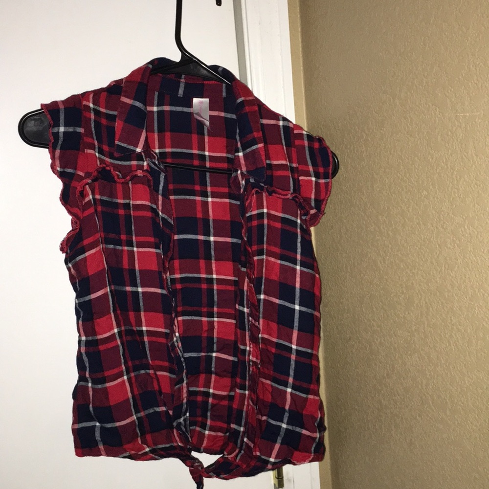 A sleeveless flannel